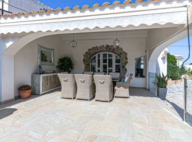 Resale - Villa - Campoamor - lomas de don juan