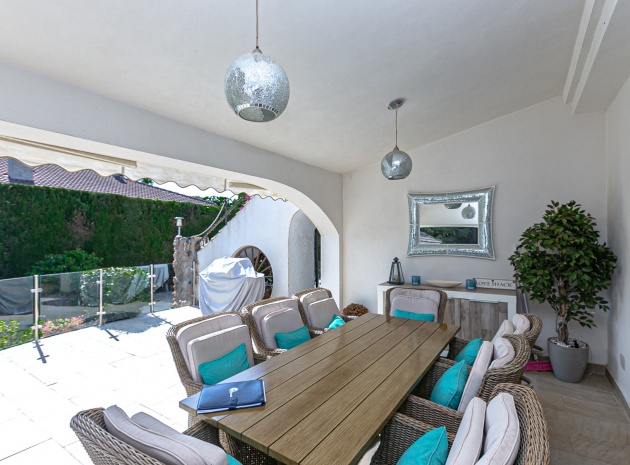 Resale - Villa - Campoamor - lomas de don juan