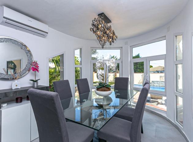 Resale - Villa - Campoamor - lomas de don juan