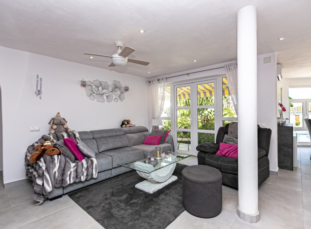 Resale - Villa - Campoamor - lomas de don juan