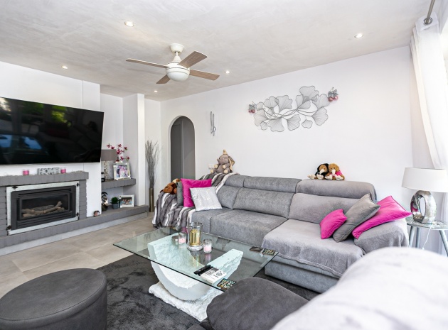 Resale - Villa - Campoamor - lomas de don juan