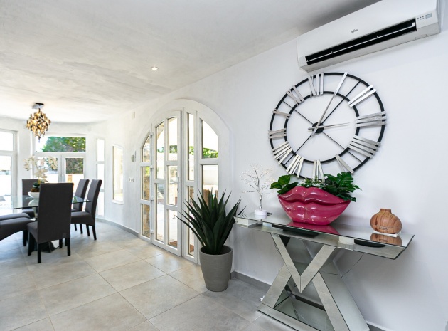 Resale - Villa - Campoamor - lomas de don juan