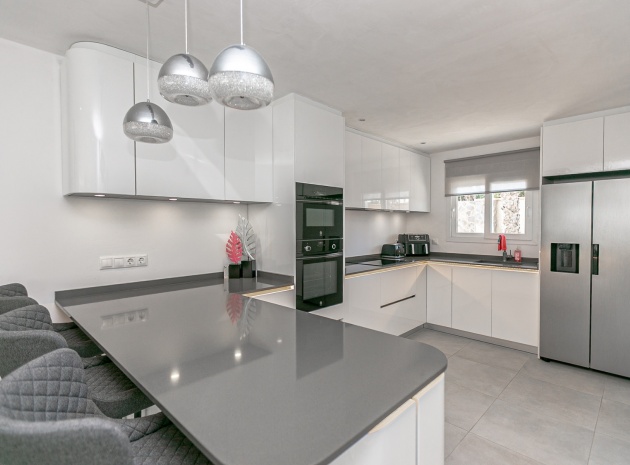 Resale - Villa - Campoamor - lomas de don juan