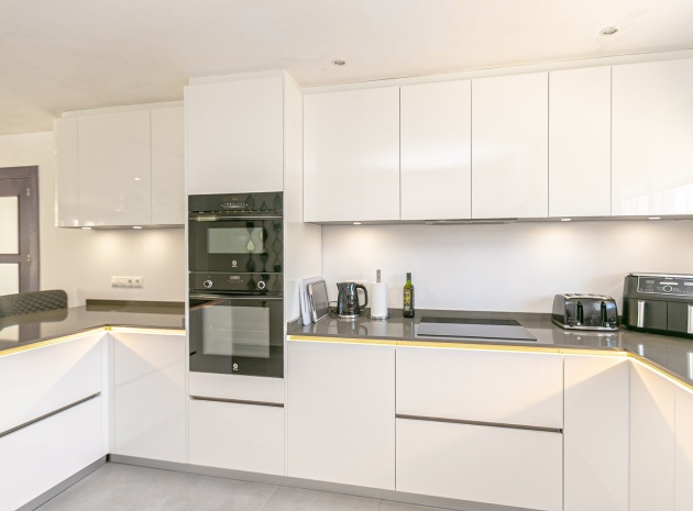 Resale - Villa - Campoamor - lomas de don juan