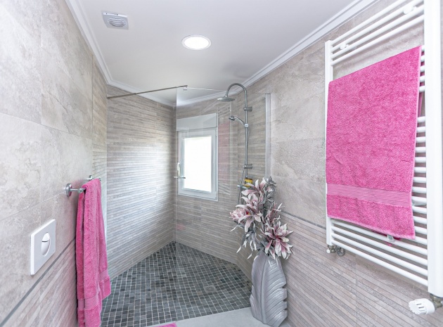 Resale - Villa - Campoamor - lomas de don juan