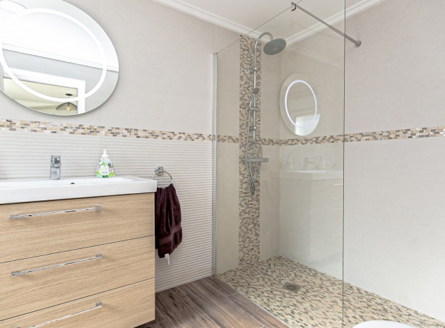 Resale - Villa - Campoamor - lomas de don juan