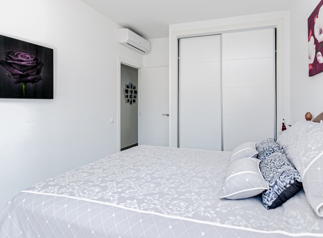 Resale - Villa - Campoamor - lomas de don juan