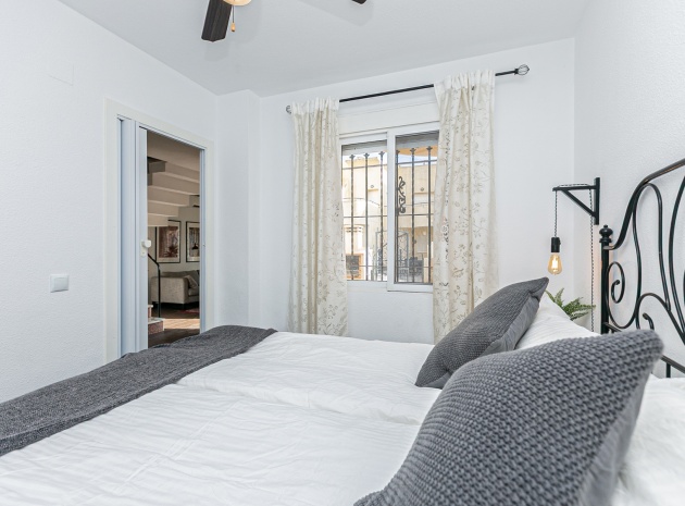 Resale - Townhouse - Torrevieja - torreta