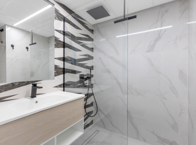 Resale - Apartment - Guardamar del Segura - El Raso