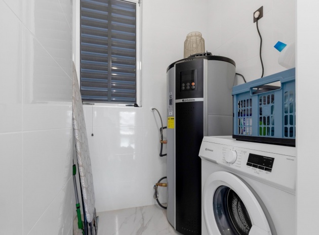 Resale - Apartment - Guardamar del Segura - El Raso