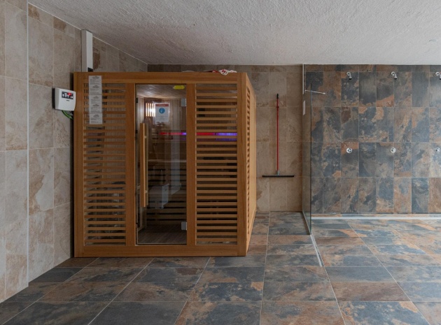 Resale - Apartment - Guardamar del Segura - El Raso