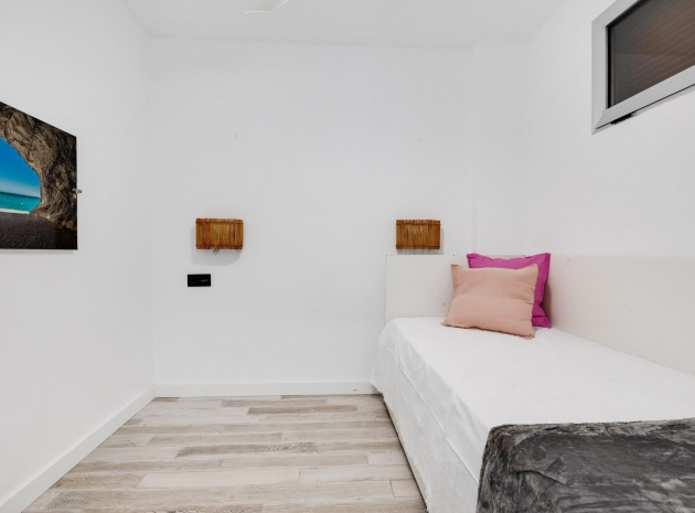 Resale - Apartment - Punta Prima - beachside punta prima