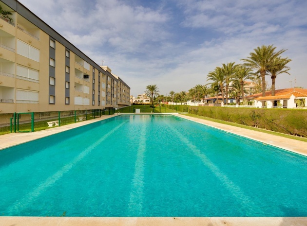 Resale - Apartment - Punta Prima - beachside punta prima