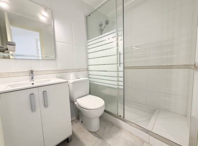 Resale - Apartment - Villamartin - lomas del golf