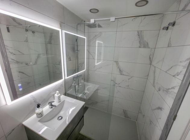 Wederverkoop - Appartement - Los Montesinos - entre naranjos