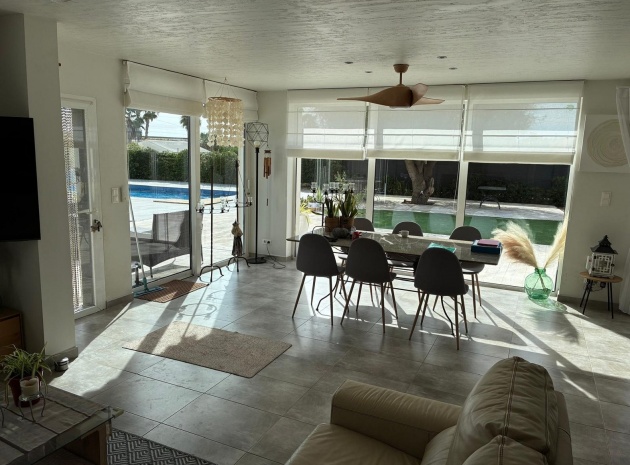 Resale - Villa - Crevillente - crevillente