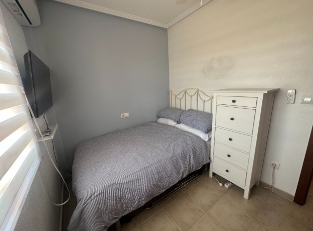 Wiederverkauf - Wohnung - Torrevieja - Aguas Nuevas