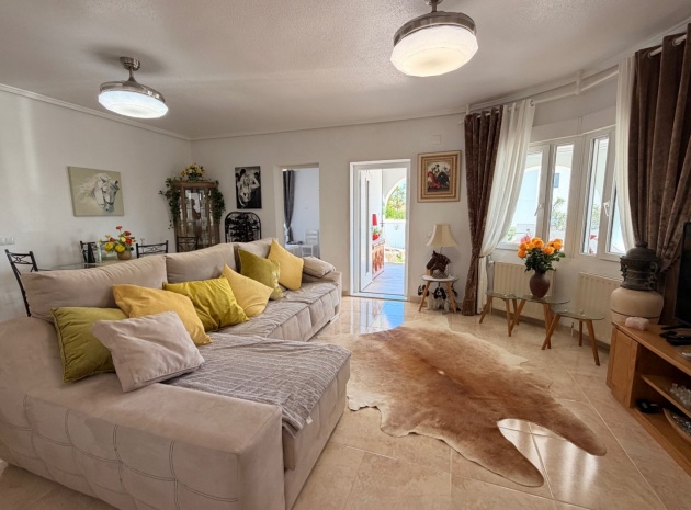 Återförsäljning - Villa - Ciudad Quesada