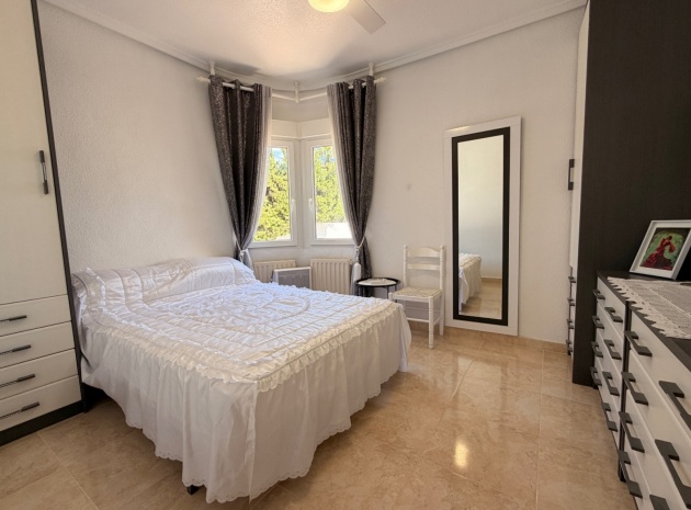 Återförsäljning - Villa - Ciudad Quesada