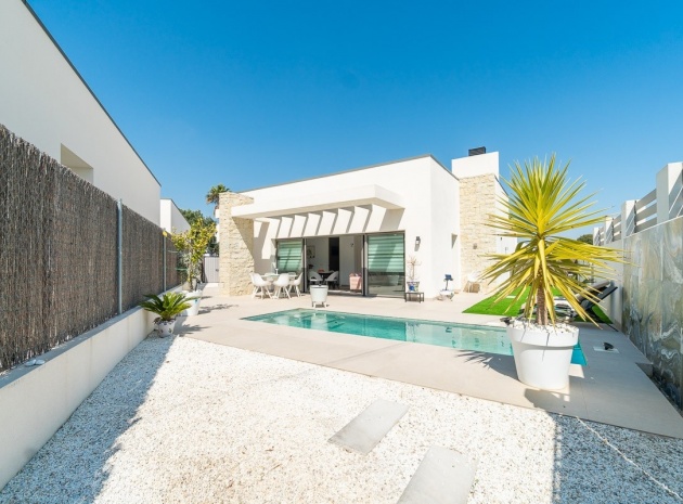 Återförsäljning - Villa - Villamartin - blue lagoon