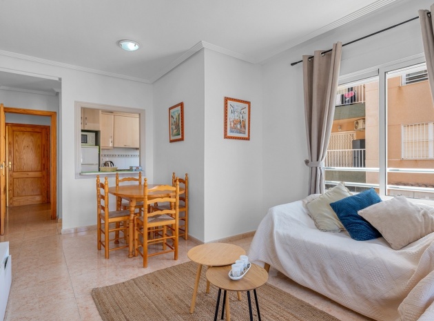 Resale - Apartment - Torrevieja - La Mata