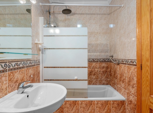 Resale - Apartment - Torrevieja - La Mata