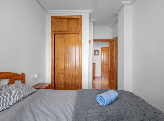 Resale - Apartment - Torrevieja - La Mata