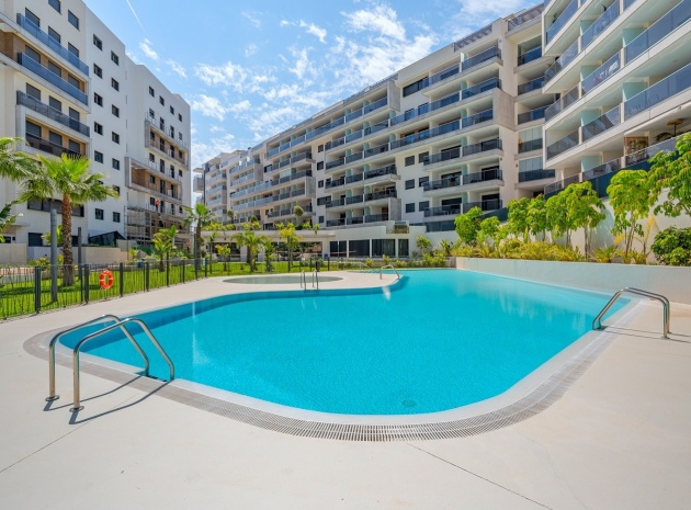 Resale - Apartment - Campoamor - Res. Seagardens