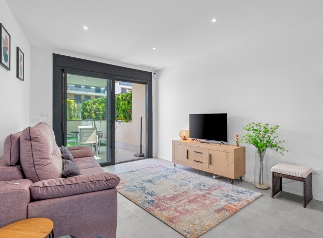 Resale - Apartment - Campoamor - Res. Seagardens