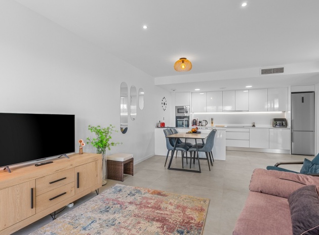 Resale - Apartment - Campoamor - Res. Seagardens