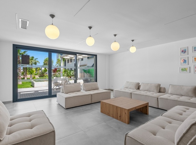 Resale - Apartment - Campoamor - Res. Seagardens