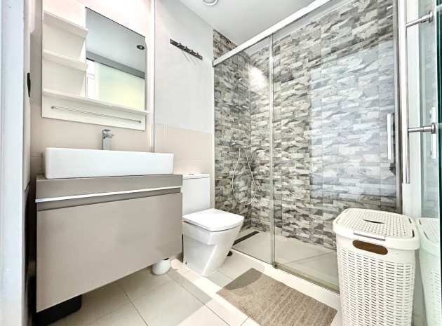 Wiederverkauf - Wohnung - Villamartin - La Fuente