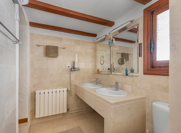 Wederverkoop - Villa - Campoamor - Castillo de Don Juan
