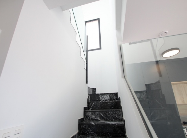 Wiederverkauf - Villa - Los Montesinos - La Herrada