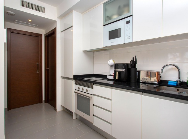 Resale - Apartment - Torrevieja - Aguas Nuevas