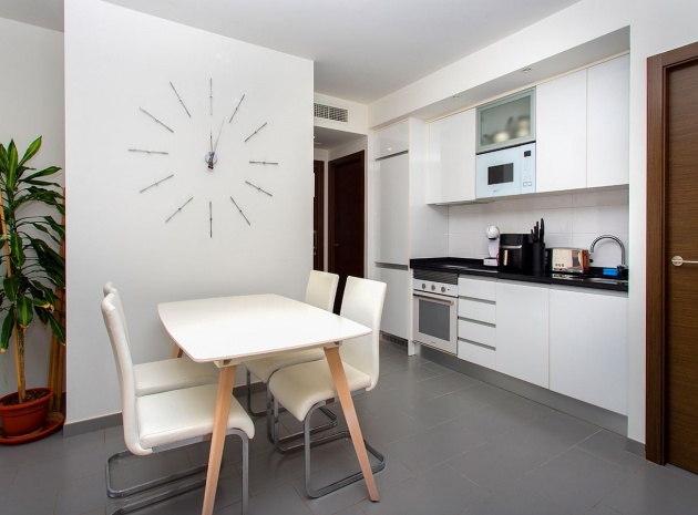 Resale - Apartment - Torrevieja - Aguas Nuevas