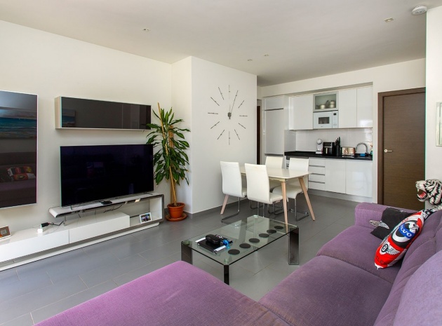 Resale - Apartment - Torrevieja - Aguas Nuevas