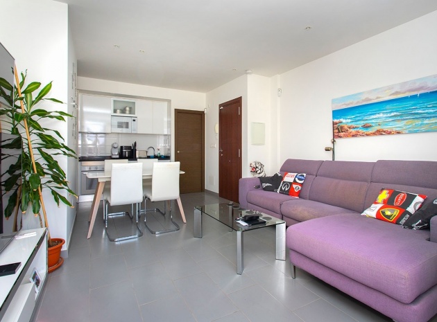 Resale - Apartment - Torrevieja - Aguas Nuevas