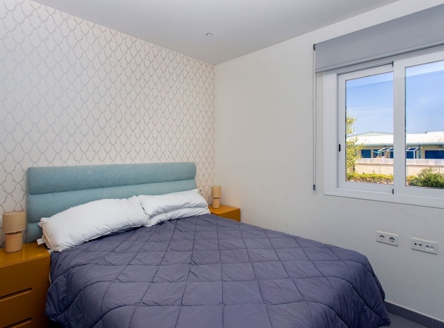 Resale - Apartment - Torrevieja - Aguas Nuevas