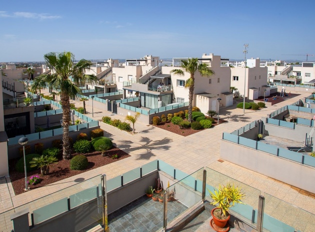 Resale - Apartment - Torrevieja - Aguas Nuevas