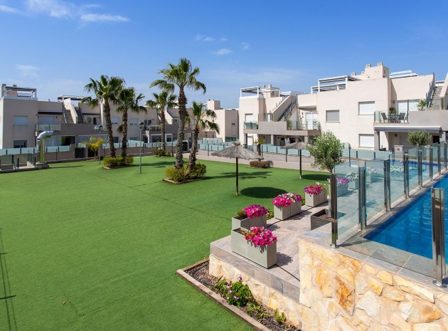 Resale - Apartment - Torrevieja - Aguas Nuevas