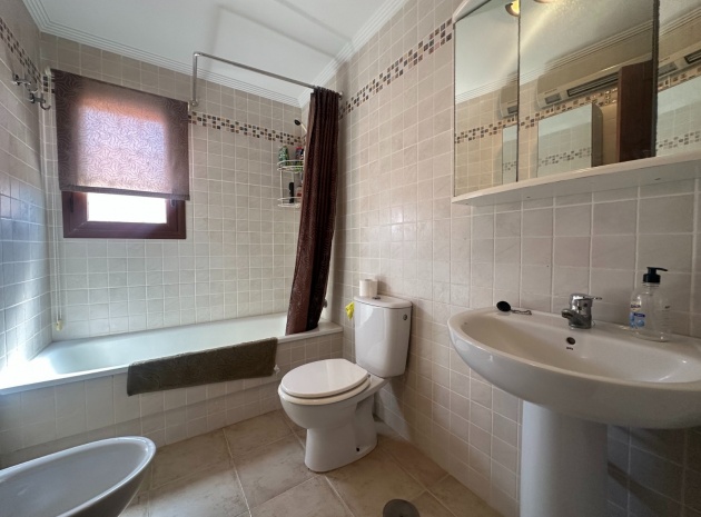 Wiederverkauf - Wohnung - Torrevieja - Aguas Nuevas