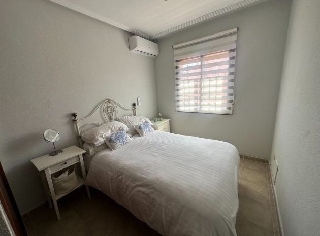 Wiederverkauf - Wohnung - Torrevieja - Aguas Nuevas