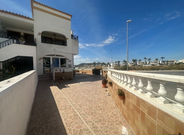 Resale - Apartment - Los Montesinos - entre naranjos
