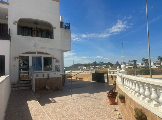 Resale - Apartment - Los Montesinos - entre naranjos