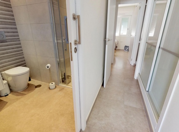Wiederverkauf - Wohnung - Torrevieja - Aguas Nuevas