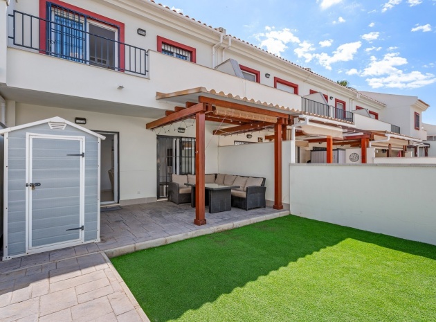 Resale - Townhouse - Ciudad Quesada
