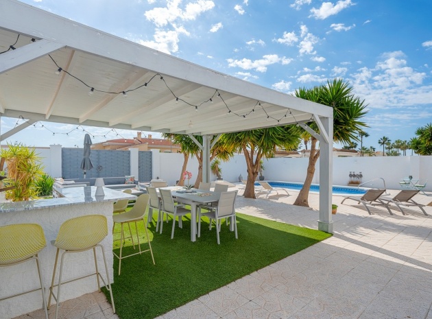 Revente - Villa - Ciudad Quesada - Pueblo Bravo