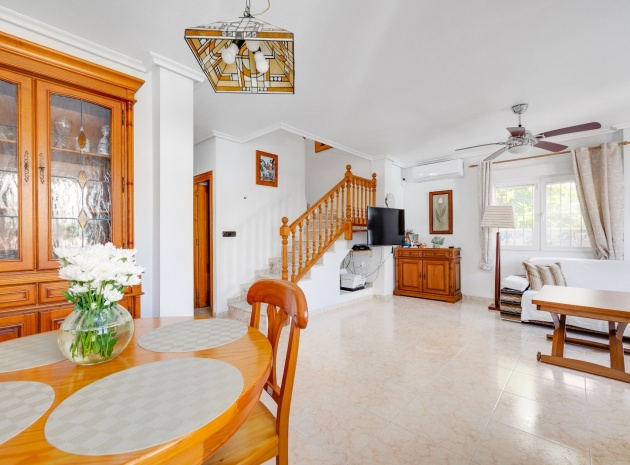 Resale - Villa - Playa Flamenca