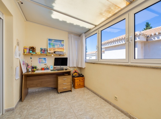 Resale - Villa - Playa Flamenca